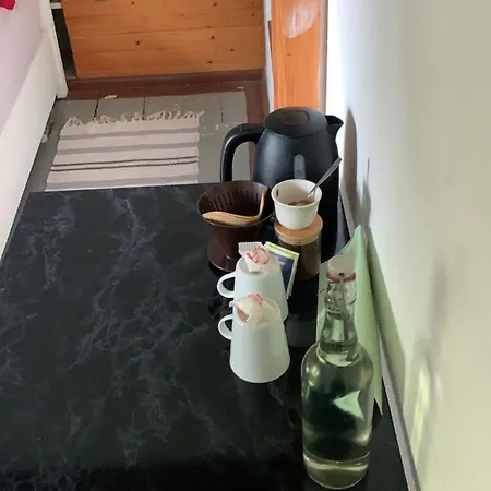 In-the-middle-of-nature Spacious Nest Brandenburg Airport Pensjonat *