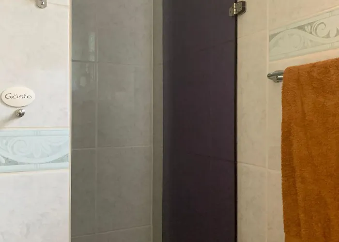 In-the-middle-of-nature Spacious Nest Brandenburg Airport Casa de hóspedes