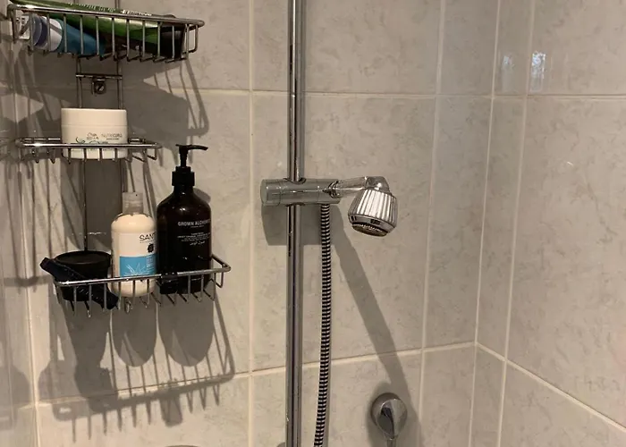 In-the-middle-of-nature Spacious Nest Brandenburg Airport